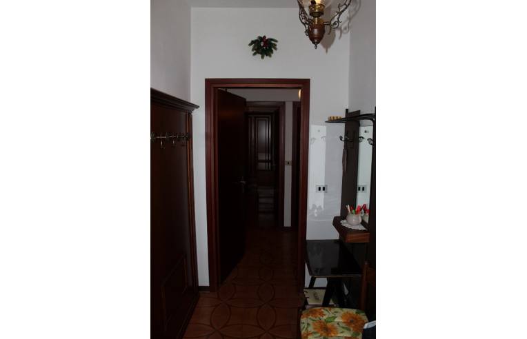 appartamento in vendita a Castelnovo ne' Monti in zona Felinamata