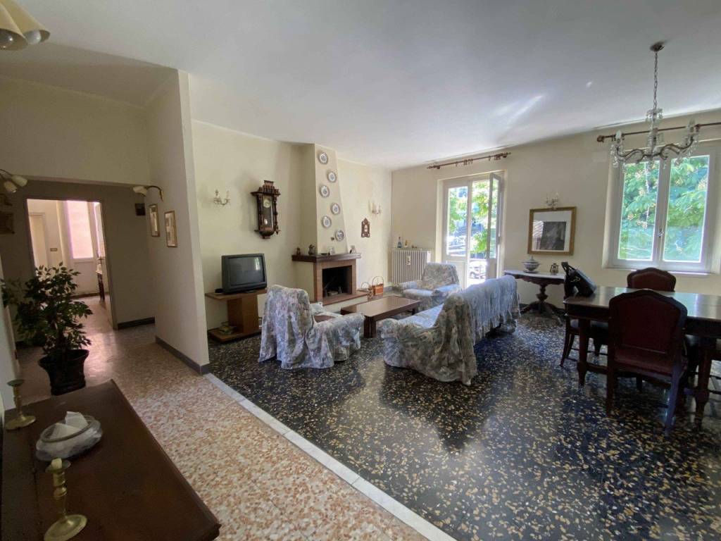 appartamento in vendita a Castelnovo ne' Monti
