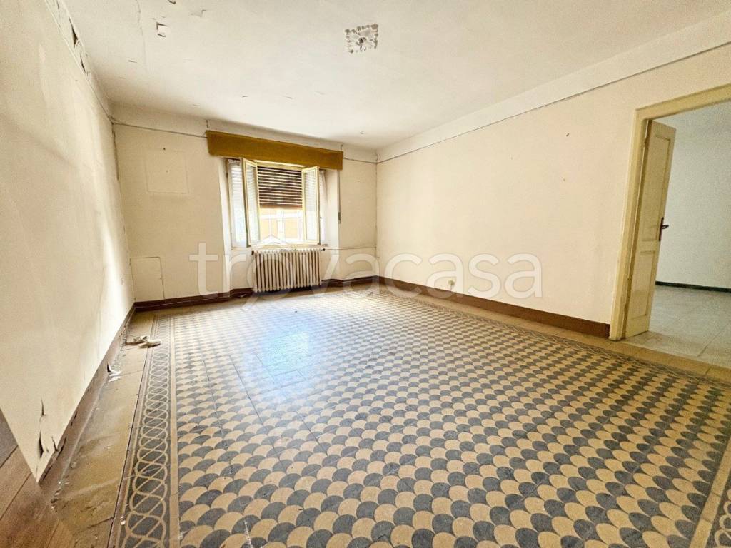 casa indipendente in vendita a Castelnovo ne' Monti