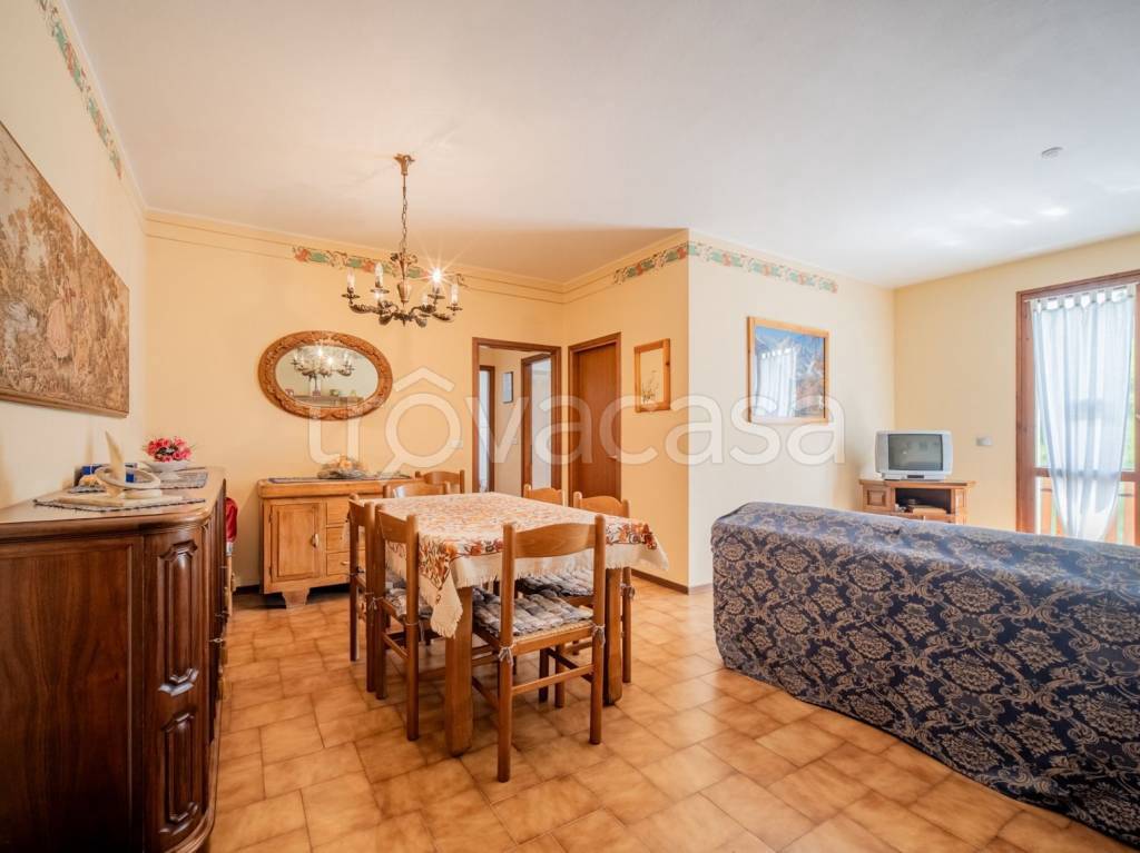 appartamento in vendita a Castelnovo ne' Monti