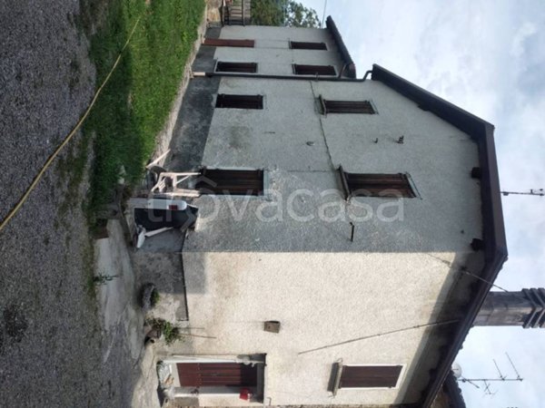 appartamento in vendita a Castelnovo ne' Monti in zona Mozzola