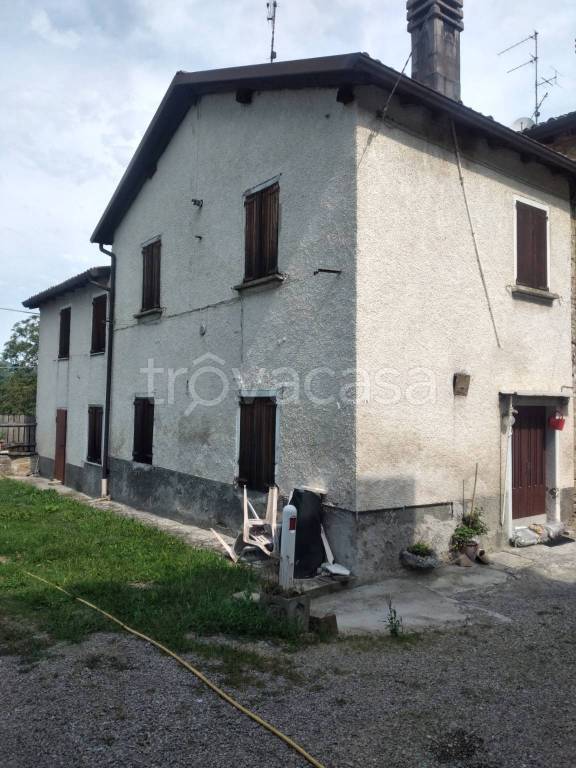 appartamento in vendita a Castelnovo ne' Monti in zona Mozzola