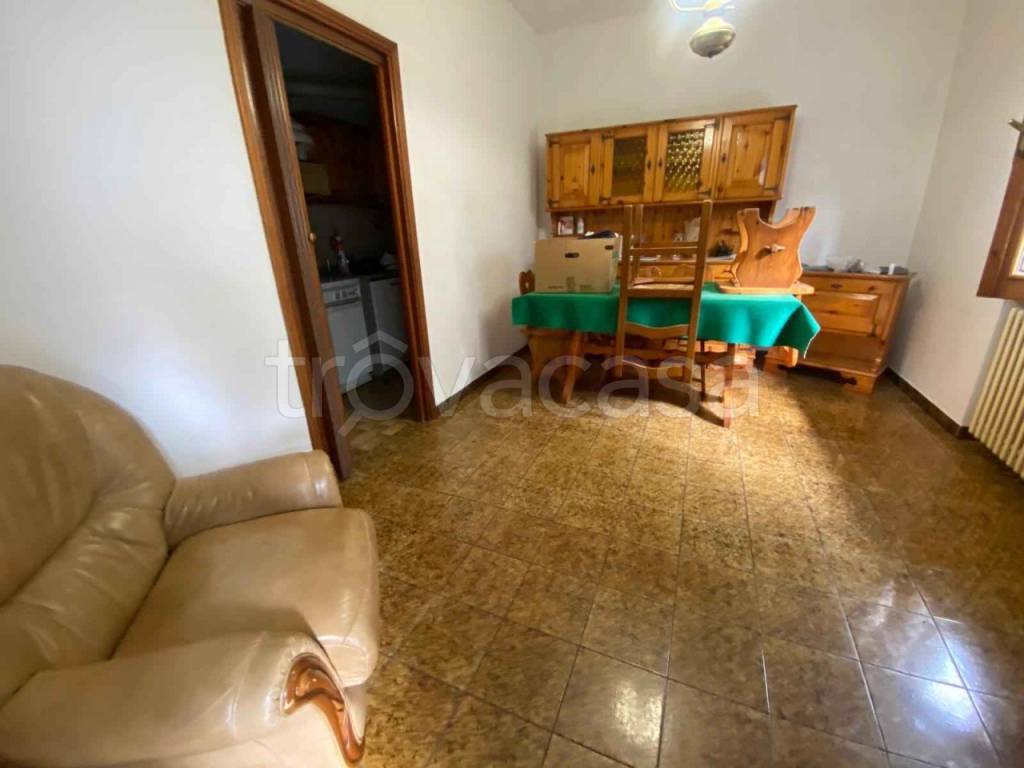 appartamento in vendita a Castelnovo ne' Monti in zona Bora del Musso