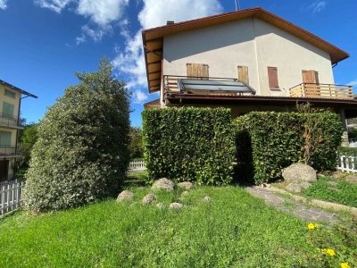intera palazzina in vendita a Castelnovo ne' Monti