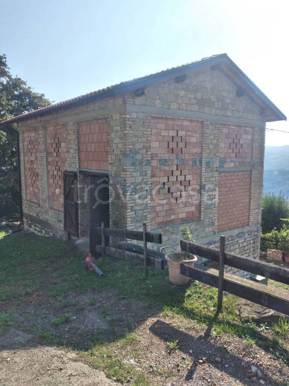 appartamento in vendita a Castelnovo ne' Monti in zona Casale