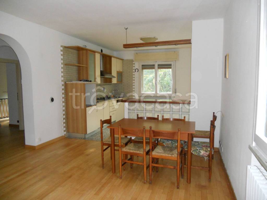 appartamento in vendita a Castelnovo ne' Monti in zona Casino