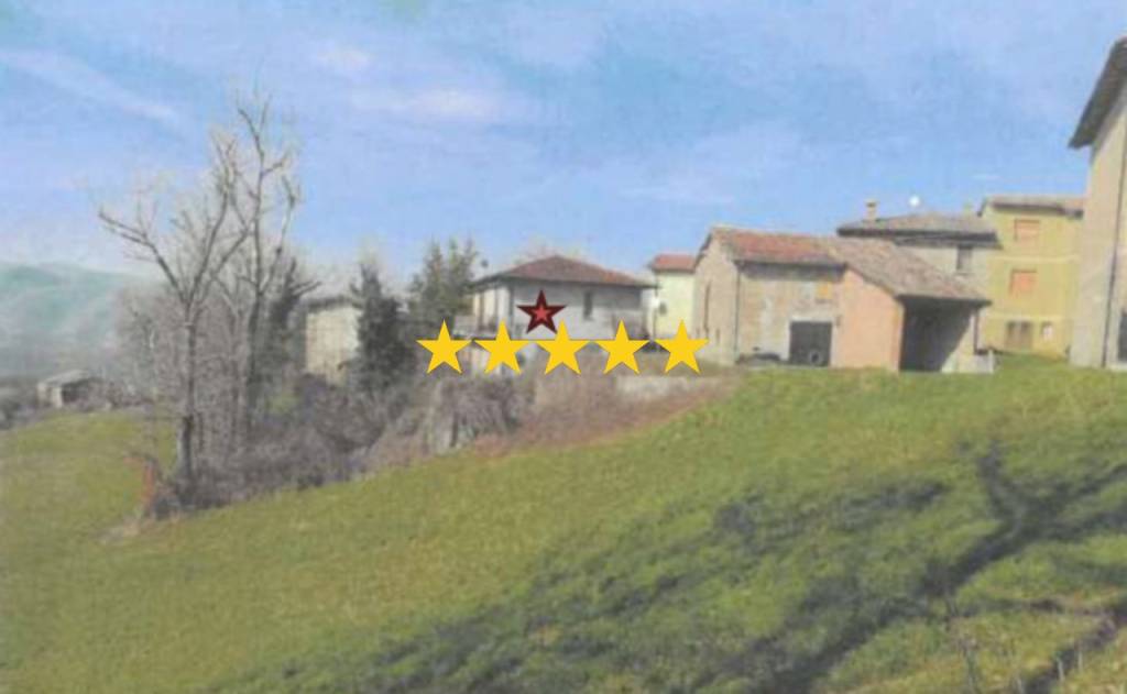 appartamento in vendita a Castelnovo ne' Monti in zona Regnola