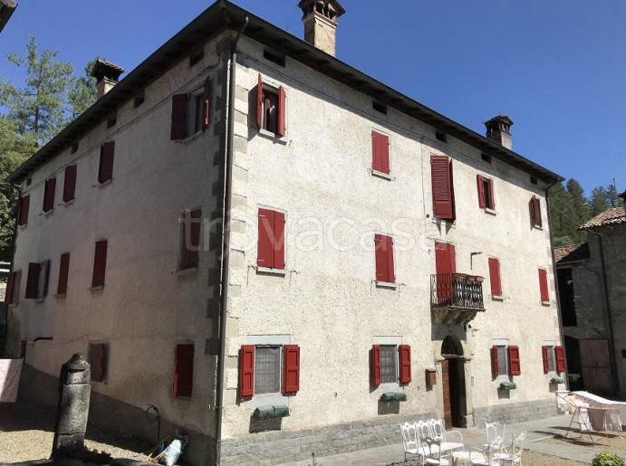 appartamento in vendita a Castelnovo ne' Monti in zona Gatta