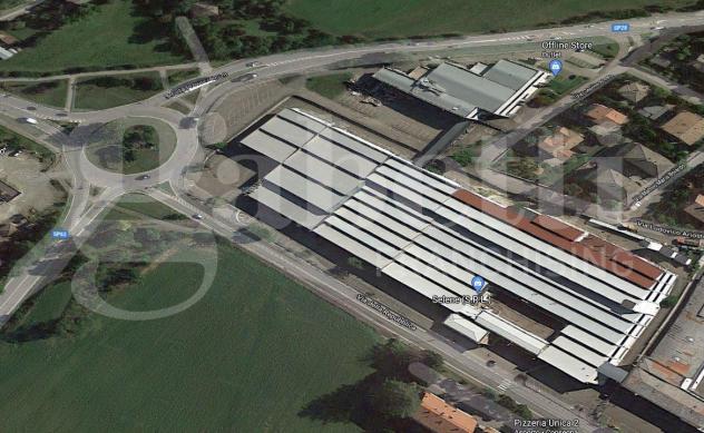 locale commerciale in vendita a Cavriago