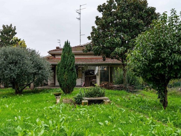 casa indipendente in vendita a Cavriago