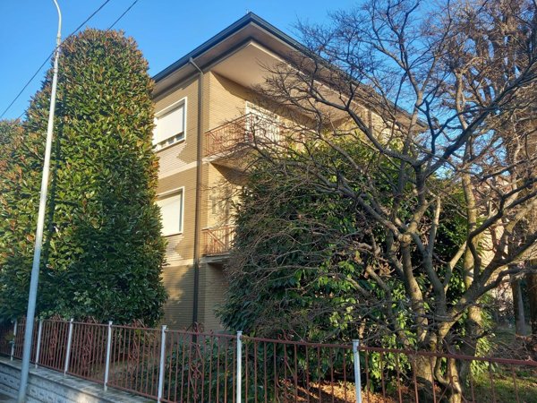 casa indipendente in vendita a Cavriago