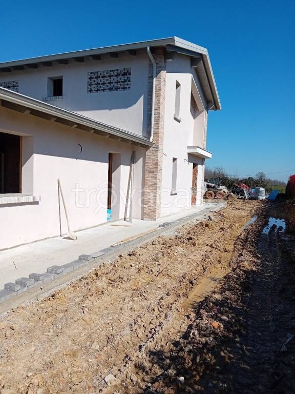 casa indipendente in vendita a Cavriago