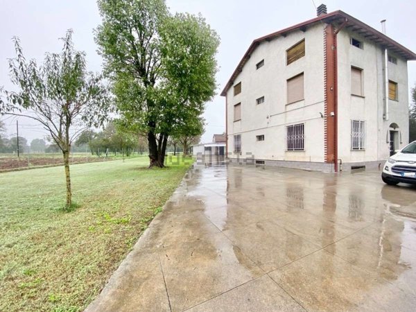casa indipendente in vendita a Cavriago