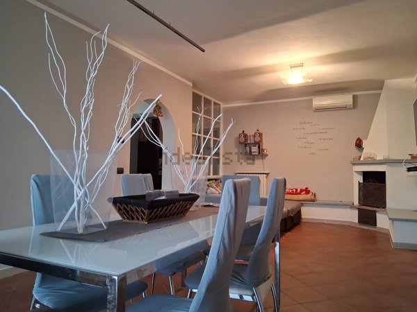 casa indipendente in vendita a Cavriago