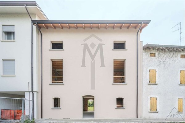 casa indipendente in vendita a Cavriago