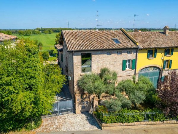casa indipendente in vendita a Cavriago