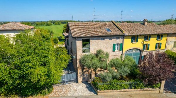 casa indipendente in vendita a Cavriago