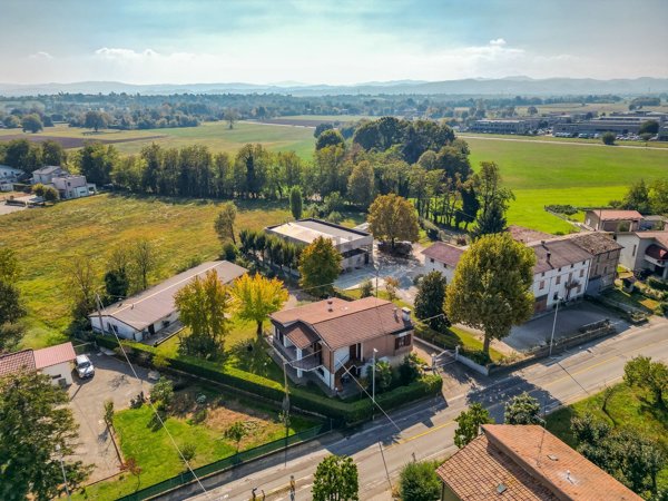 casa indipendente in vendita a Cavriago