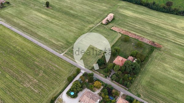casa indipendente in vendita a Cavriago in zona Quercioli
