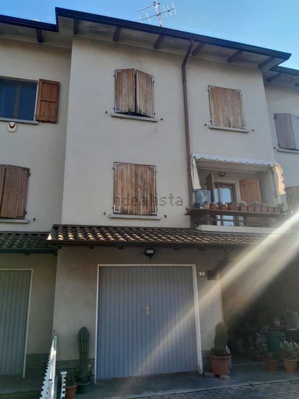 casa indipendente in vendita a Cavriago