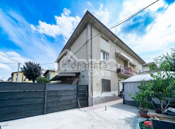 casa indipendente in vendita a Cavriago