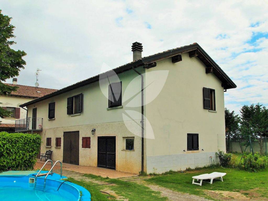 casa indipendente in vendita a Cavriago