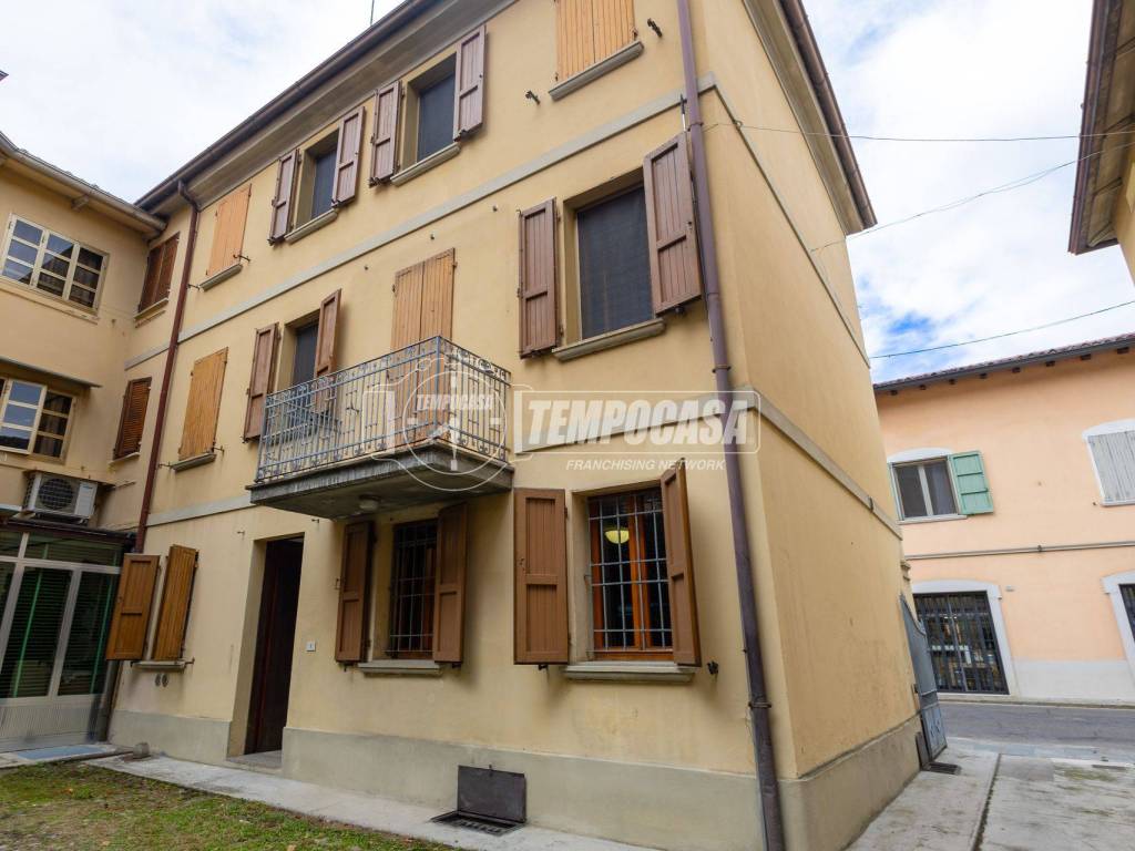 casa indipendente in vendita a Cavriago