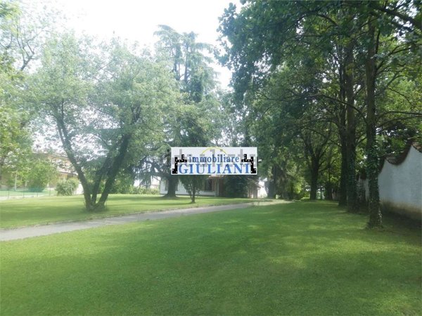 casa indipendente in vendita a Cavriago