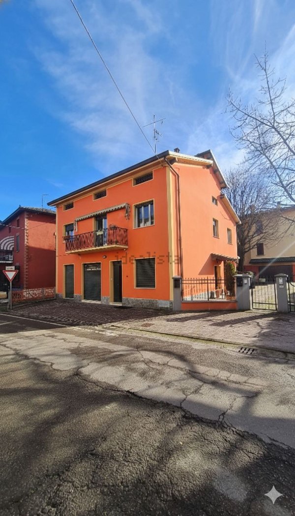 casa indipendente in vendita a Cavriago