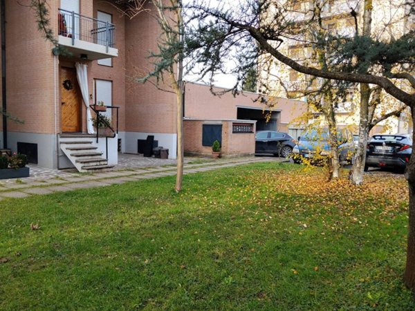 casa indipendente in vendita a Cavriago