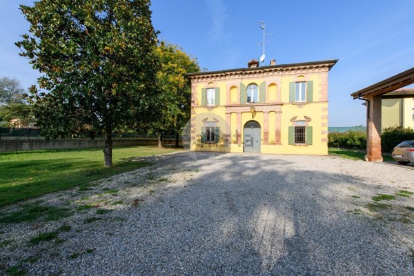 casa indipendente in vendita a Cavriago in zona Quercioli