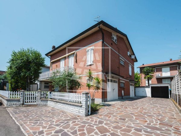 casa indipendente in vendita a Cavriago