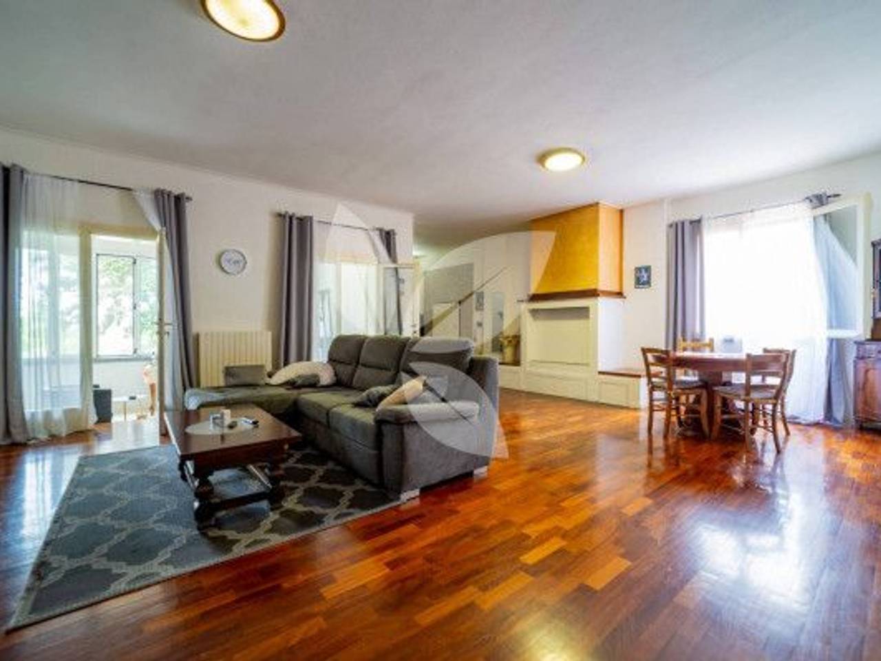 casa indipendente in vendita a Cavriago