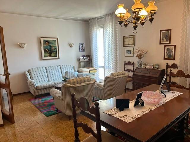 casa indipendente in vendita a Cavriago