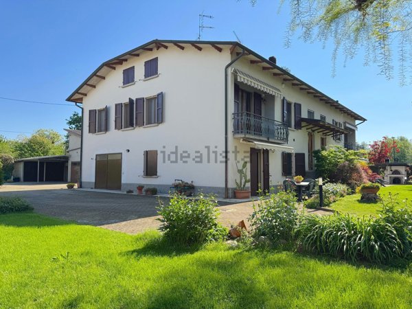 casa indipendente in vendita a Cavriago