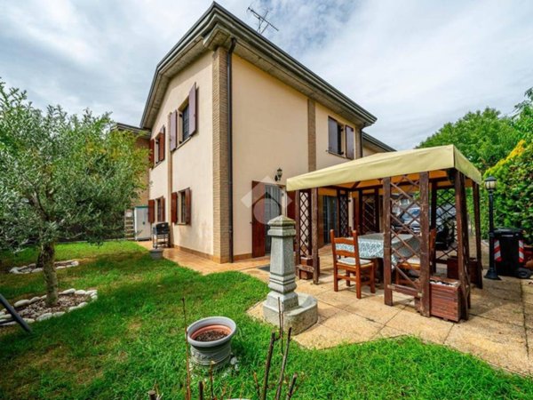 casa indipendente in vendita a Cavriago