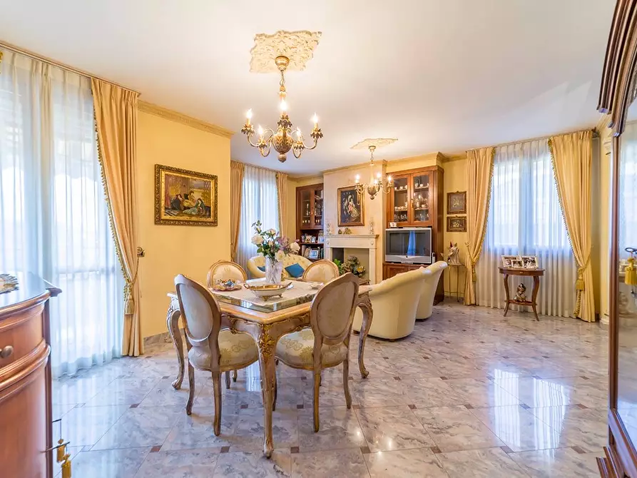 casa indipendente in vendita a Cavriago in zona Quercioli