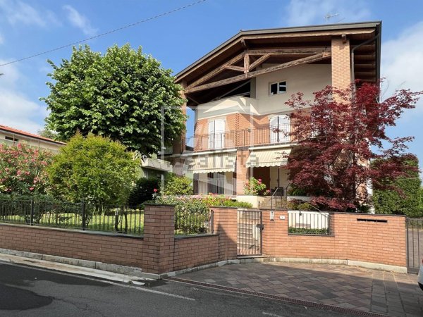casa indipendente in vendita a Cavriago
