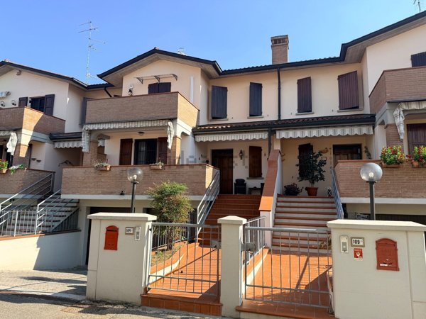 casa indipendente in vendita a Cavriago