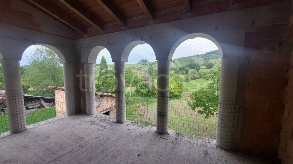 appartamento in vendita a Canossa