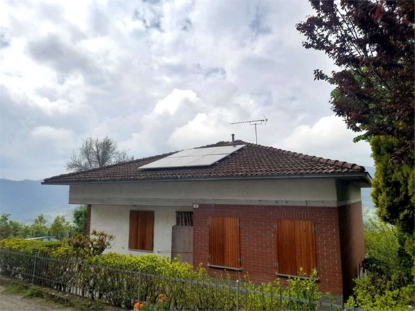 casa indipendente in vendita a Canossa in zona Roncovetro