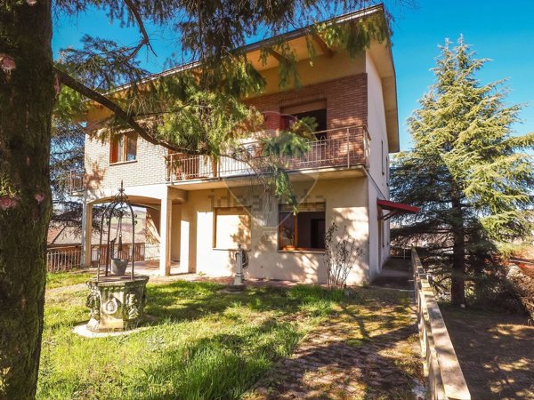 appartamento in vendita a Canossa