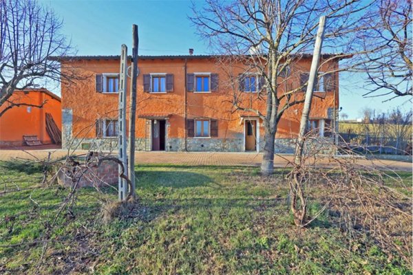 casa indipendente in vendita a Canossa