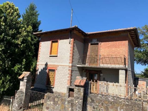 casa indipendente in vendita a Canossa