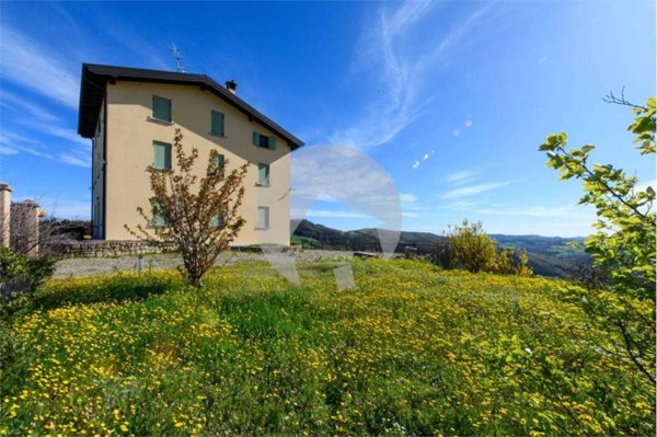 casa indipendente in vendita a Canossa