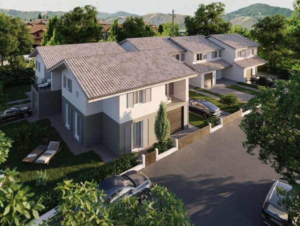 casa indipendente in vendita a Canossa