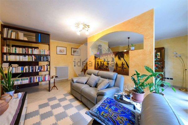 appartamento in vendita a Canossa