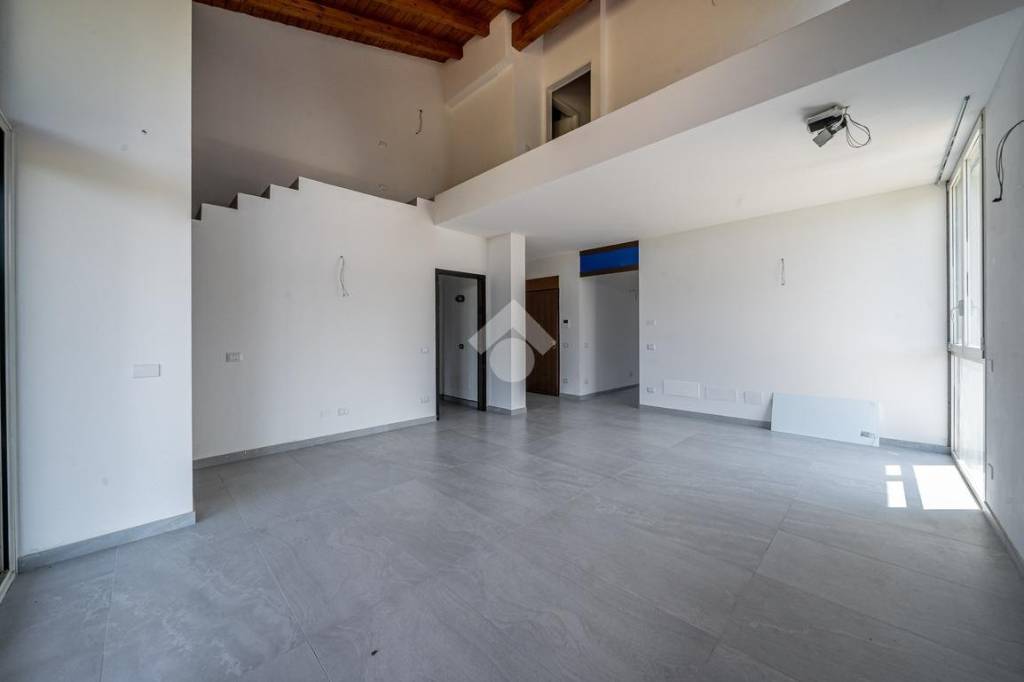 casa indipendente in vendita a Canossa