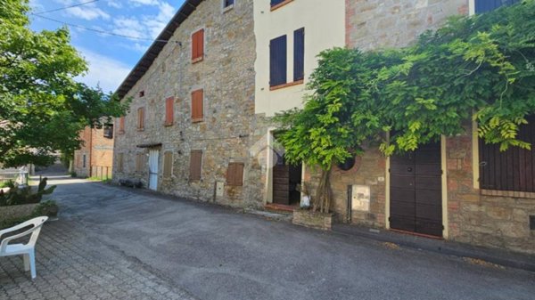 appartamento in vendita a Canossa