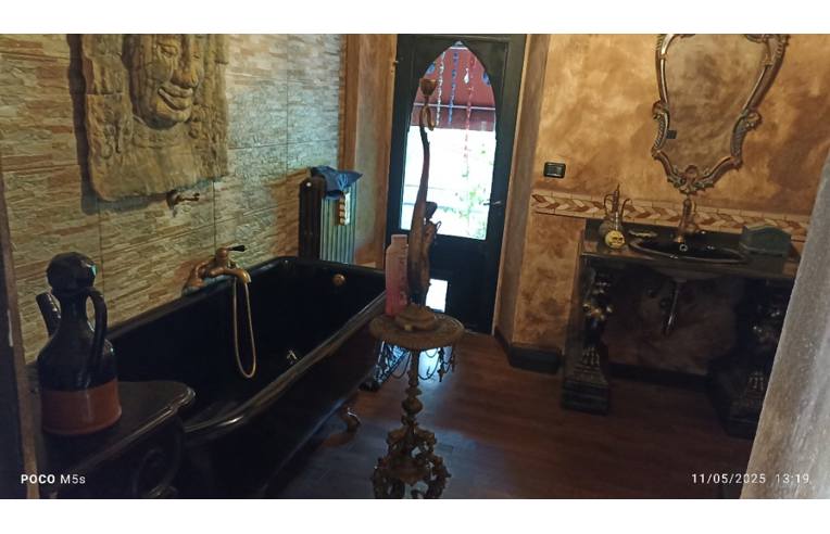 casa indipendente in vendita a Canossa